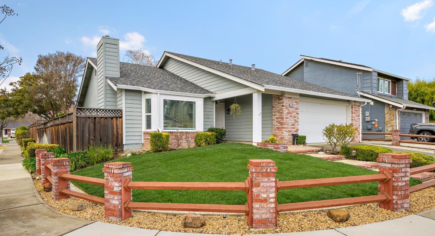 9203 El Caminito, Gilroy, CA 95020