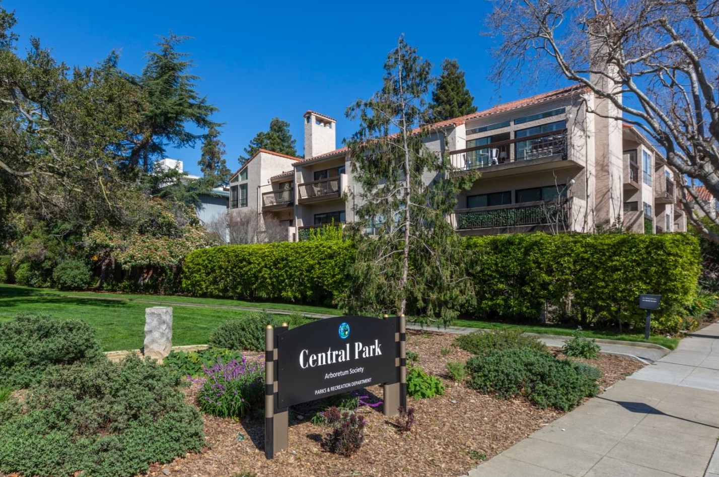111 9th Ave 302, San Mateo, CA 94401