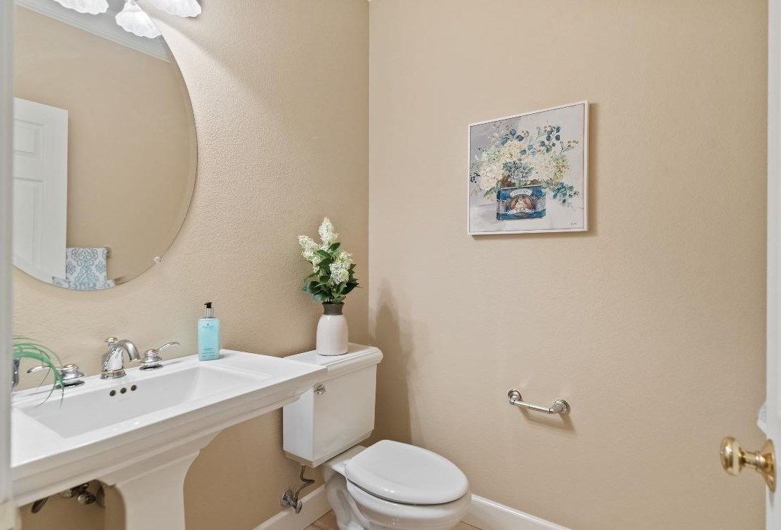 7145 Lahinch Dr, Gilroy CA  95020-3058 exterior