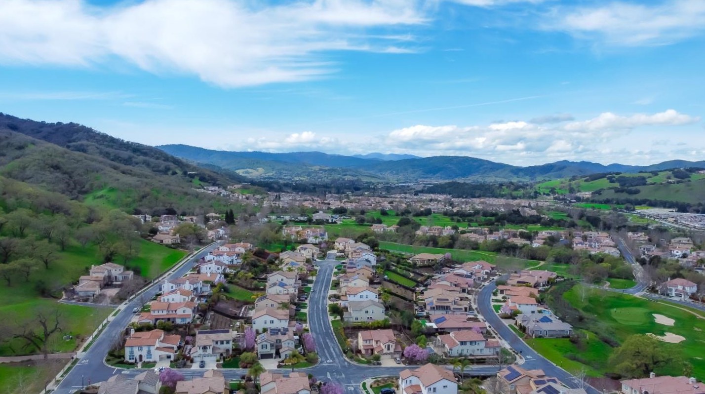 7145 Lahinch Dr, Gilroy CA  95020-3058 exterior