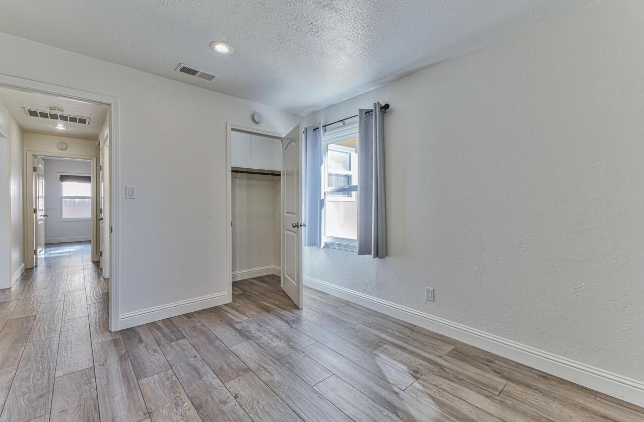 29 Nacional St, Salinas CA  93901-1322 exterior