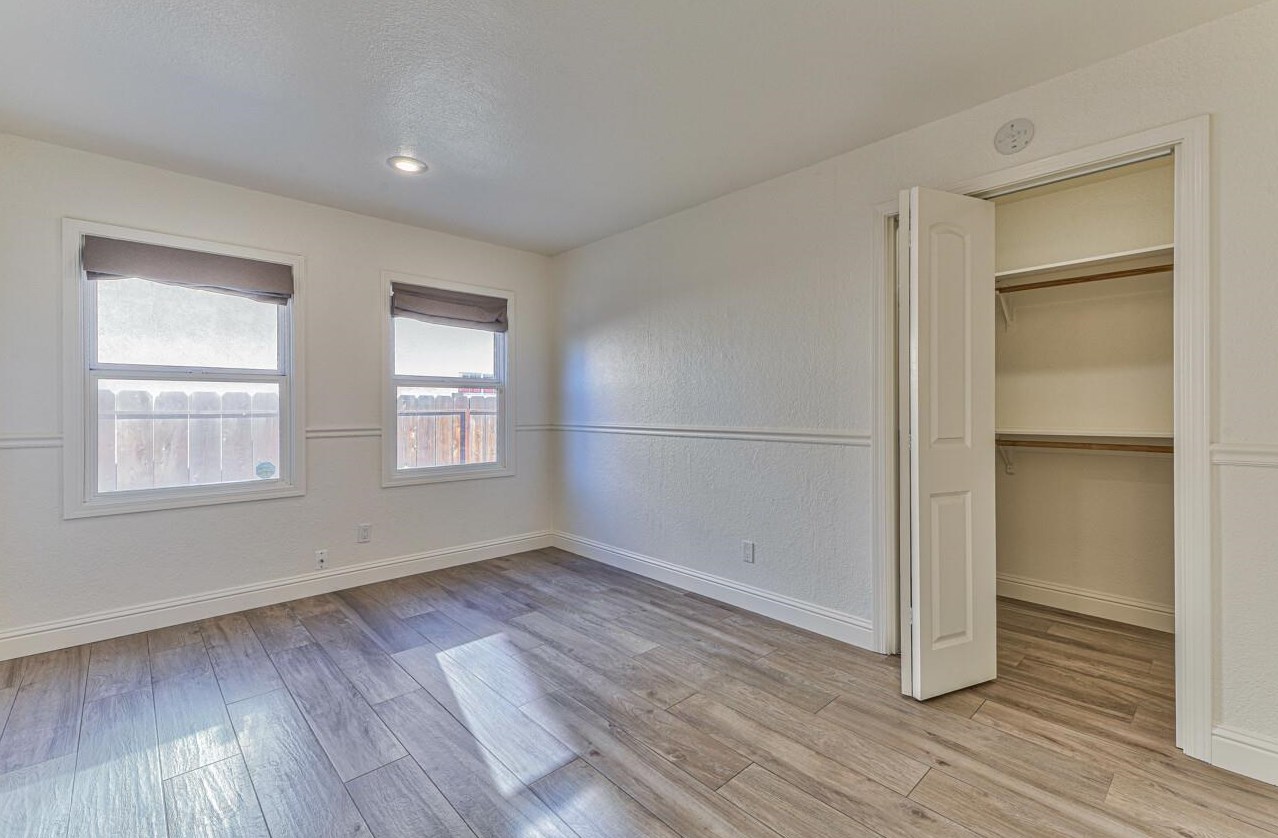 29 Nacional St, Salinas CA  93901-1322 exterior
