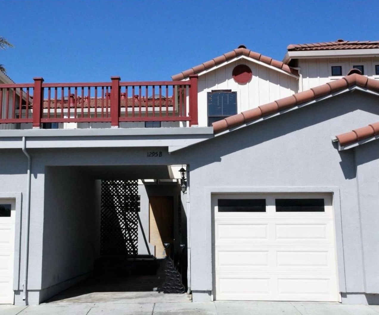 1295 Nogal Dr, Salinas, CA 93905-3927