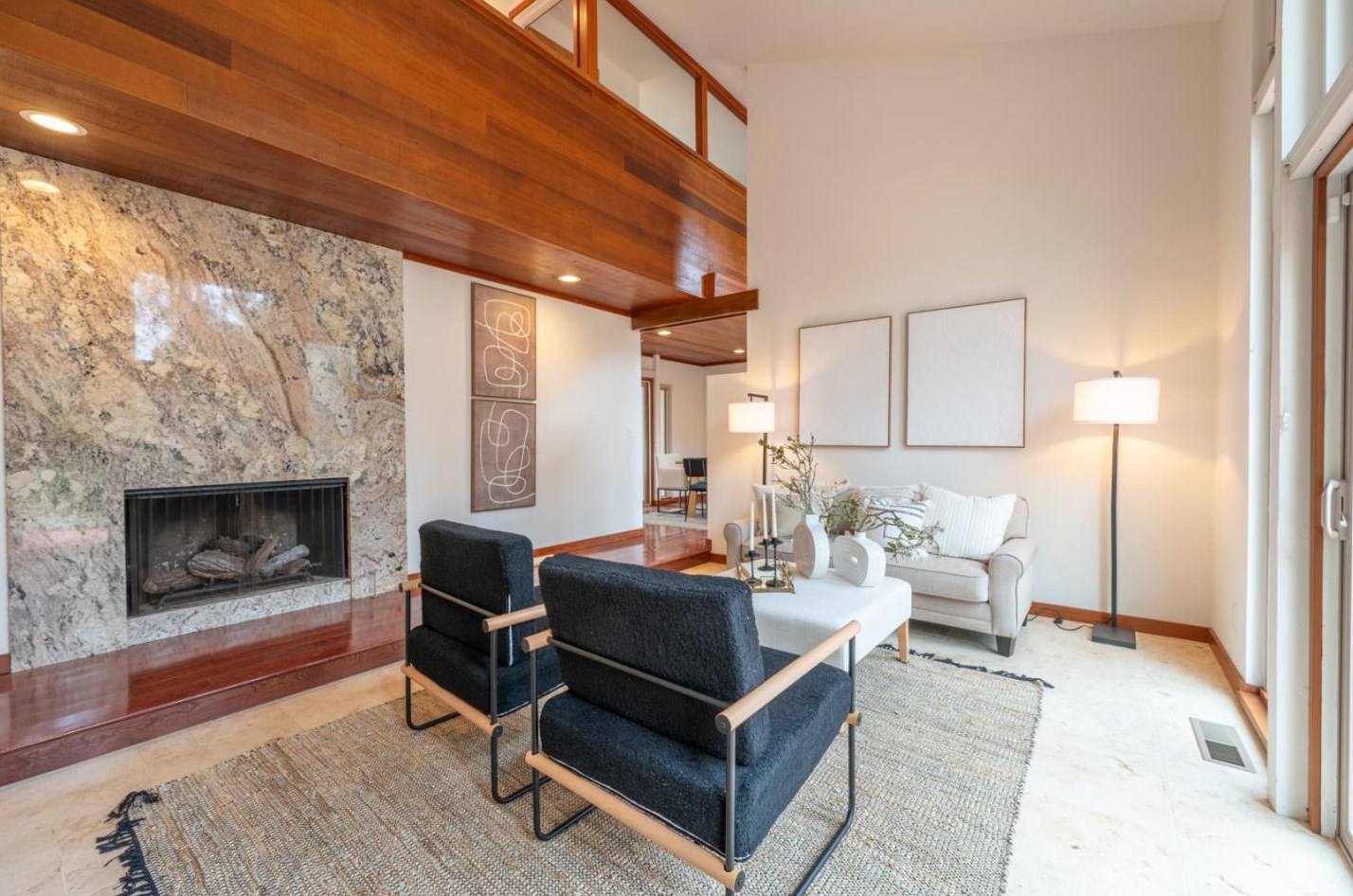 6 Victoria Rise, Monterey, CA 93940-4115