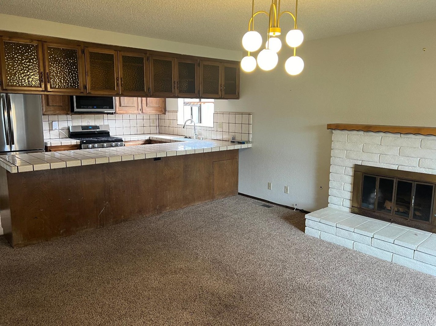 3144 Messinger Dr, Marina, CA 93933