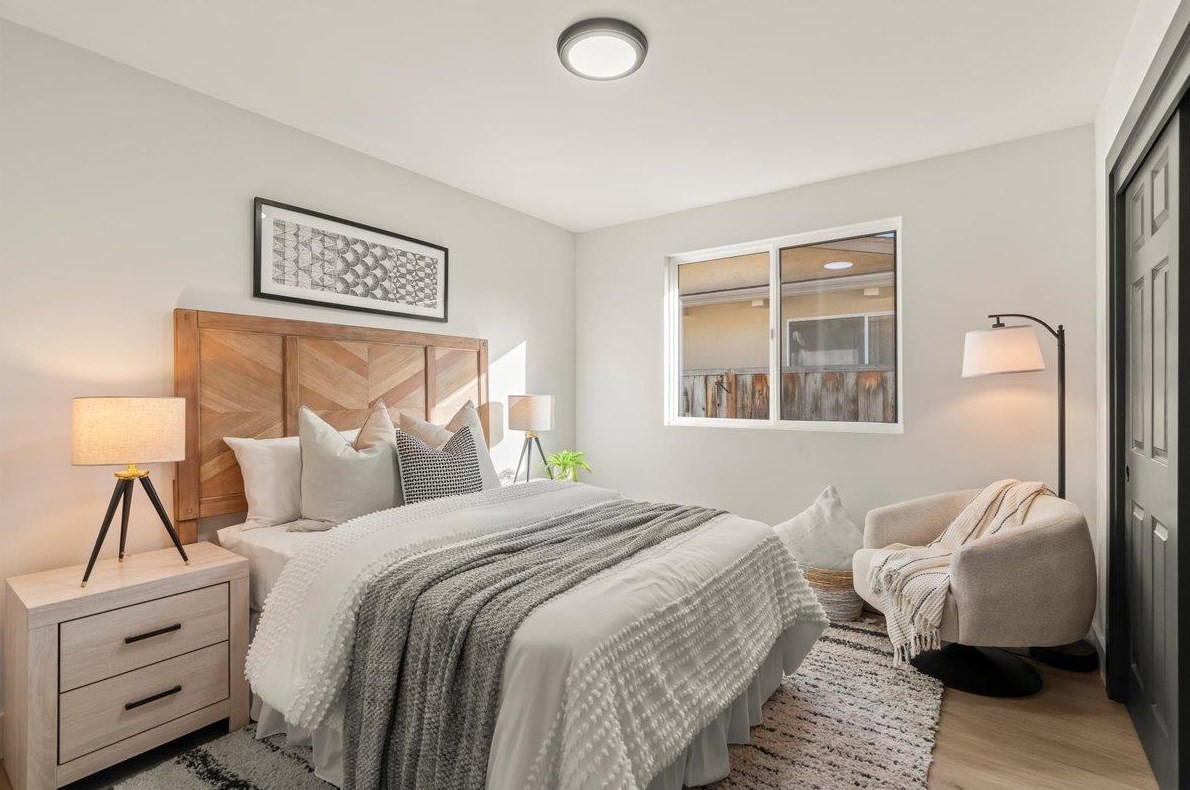 760 Peach Ave, Sunnyvale CA  94087-1147 exterior