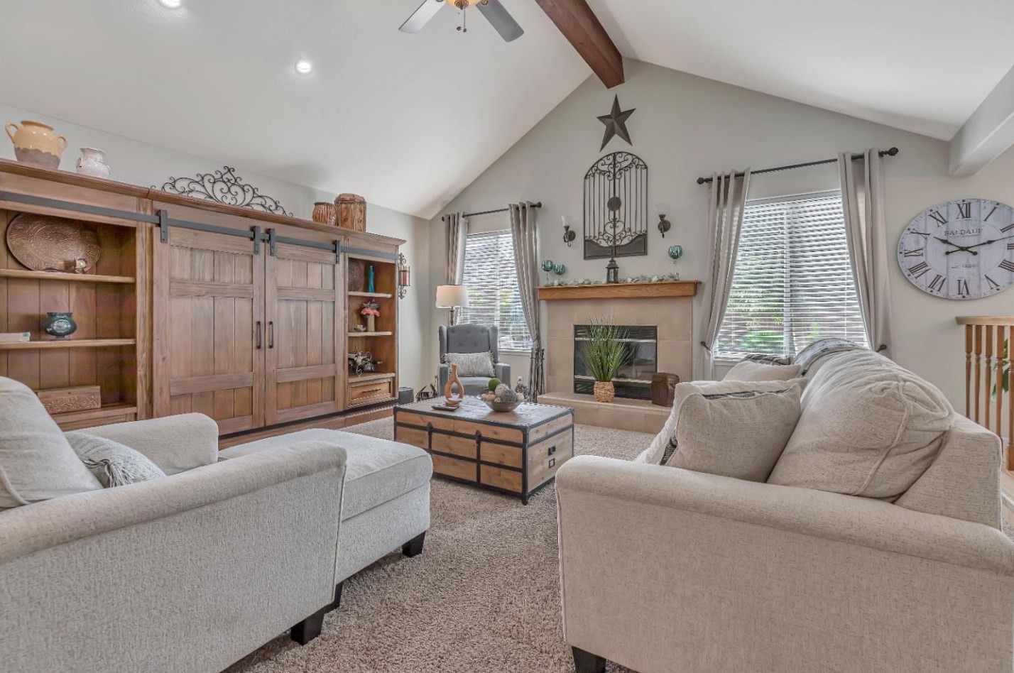 381 Tina Dr, Hollister CA  95023-7010 exterior