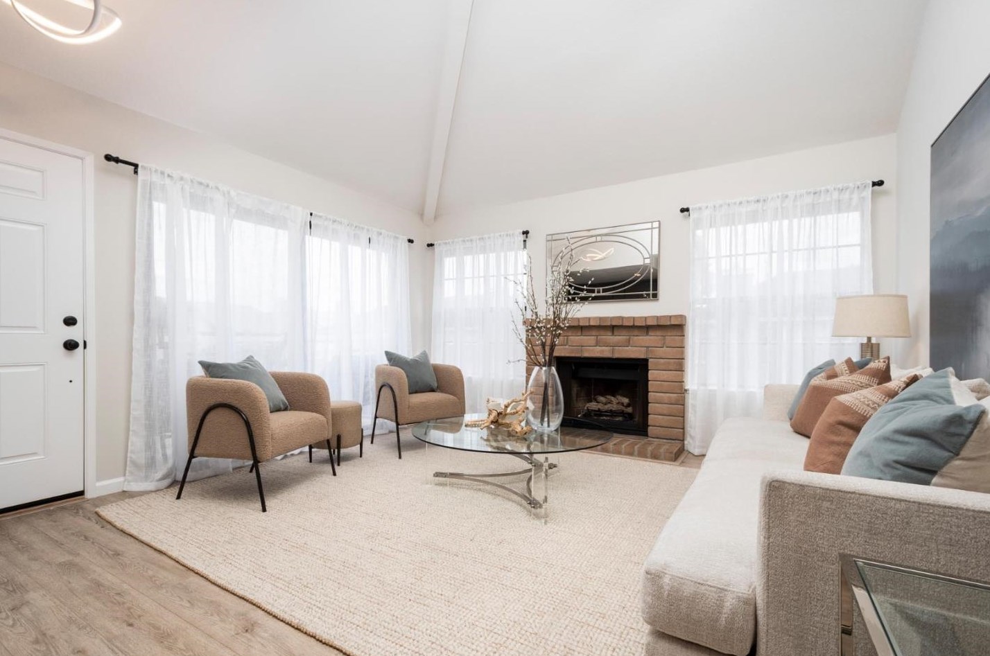 1453 Via Vista 2, San Mateo, CA 94404