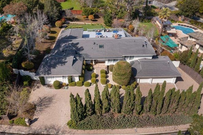 1310 Lakeview Dr, Burlingame, CA 94010