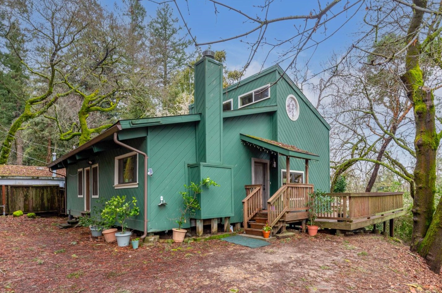 18103 La Verne Dr, Los Gatos, CA 95033