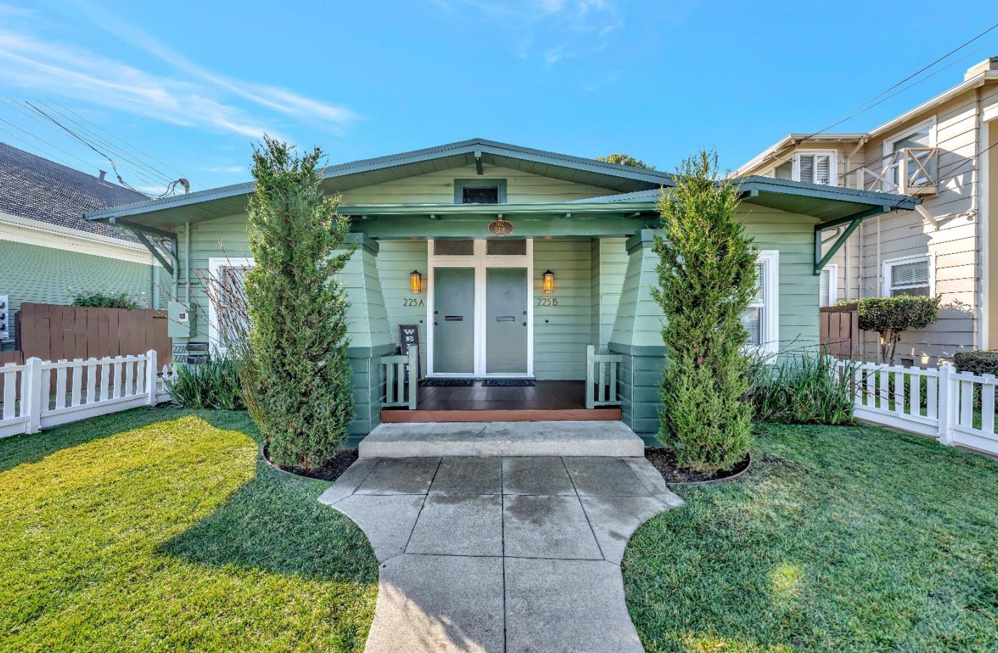 225 Anita Rd, Burlingame, CA 94010