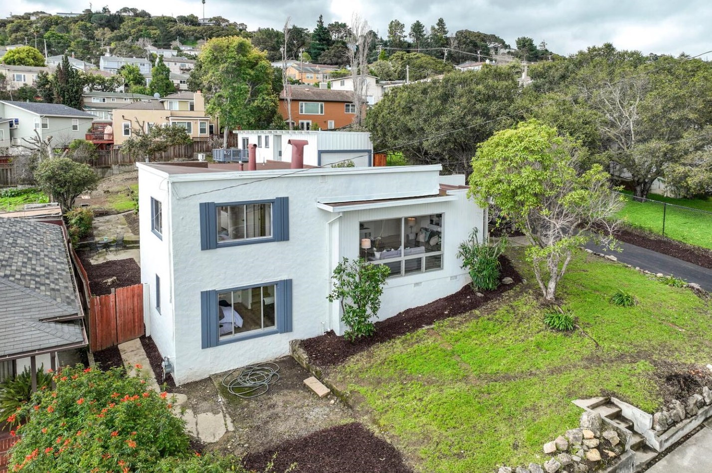 279 W 39th Ave, San Mateo, CA 94403