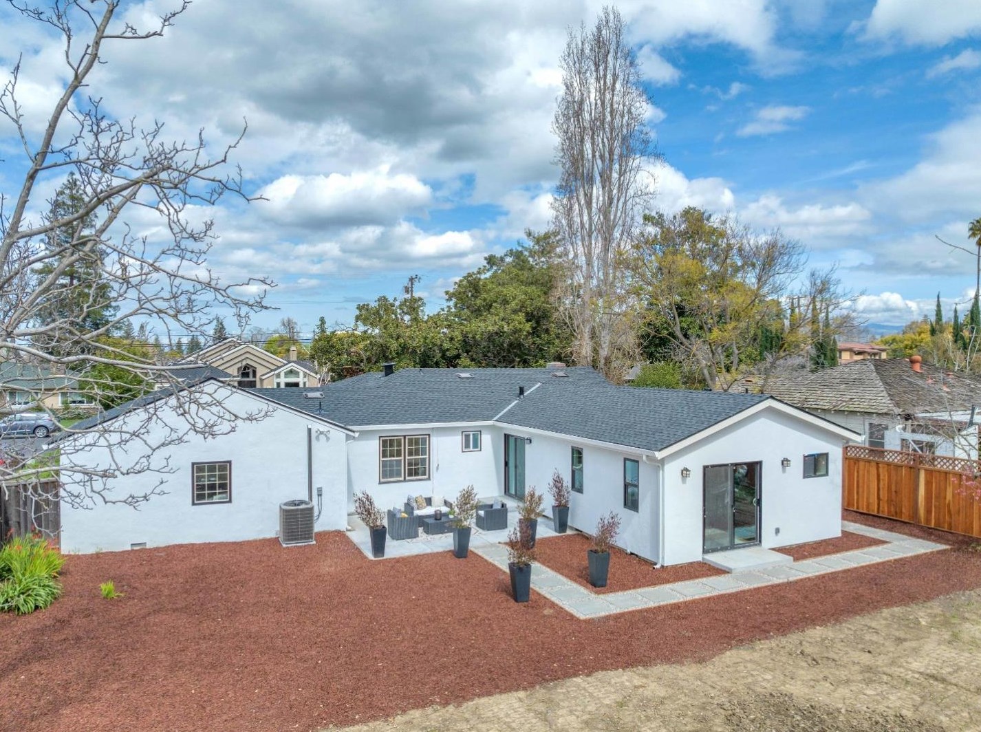 1140 El Solyo Ave, Campbell CA  95008-3308 exterior