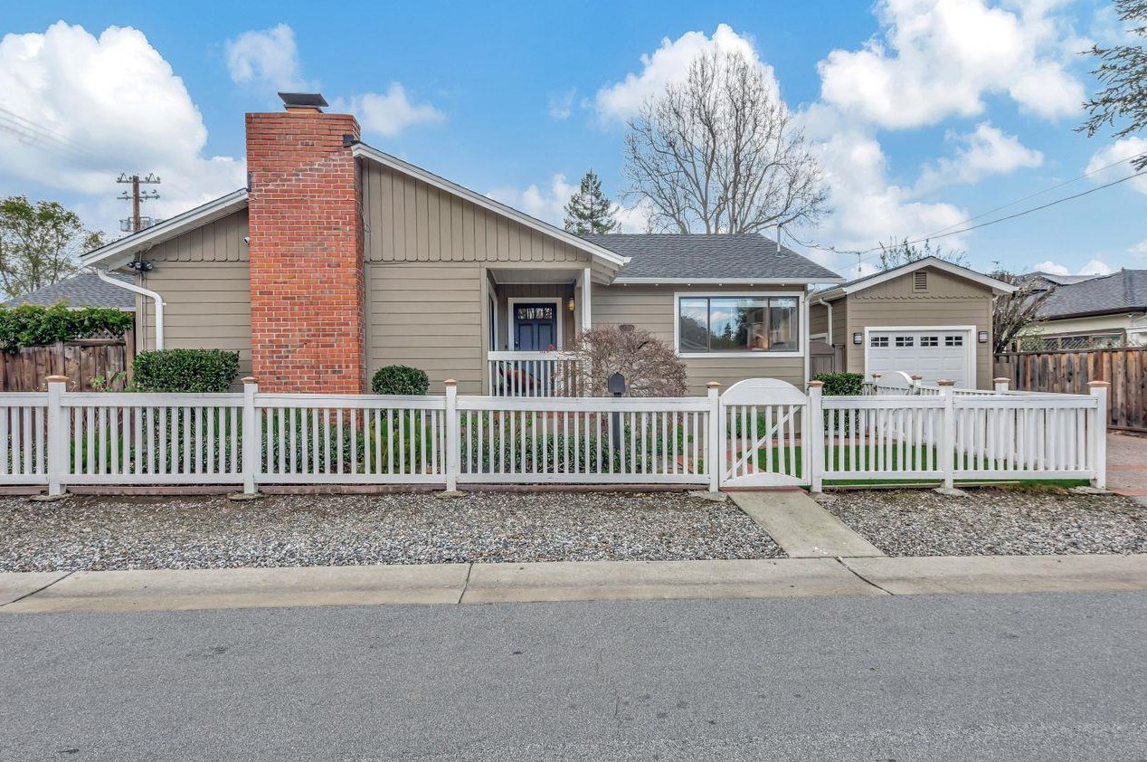 1580 Himmel Ave, Redwood City, CA 94061-3509