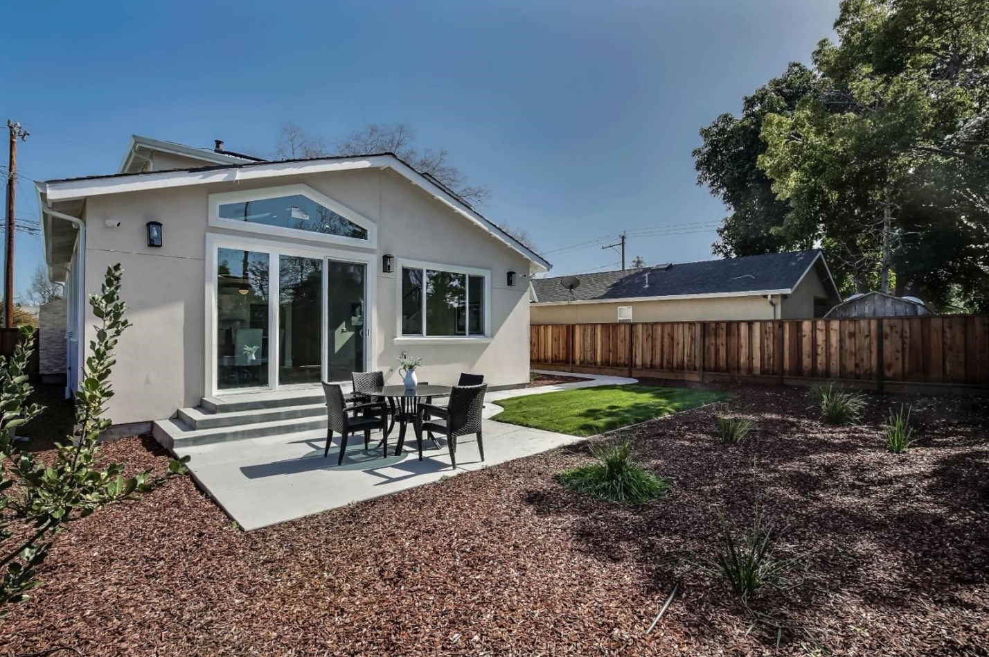 305 Murphy Ave, Sunnyvale CA  94085-4312 exterior