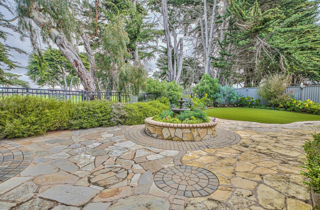 4380 Peninsula Point Dr, Seaside CA  93955-6527 exterior