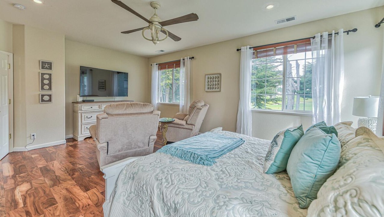 4380 Peninsula Point Dr, Seaside CA  93955-6527 exterior