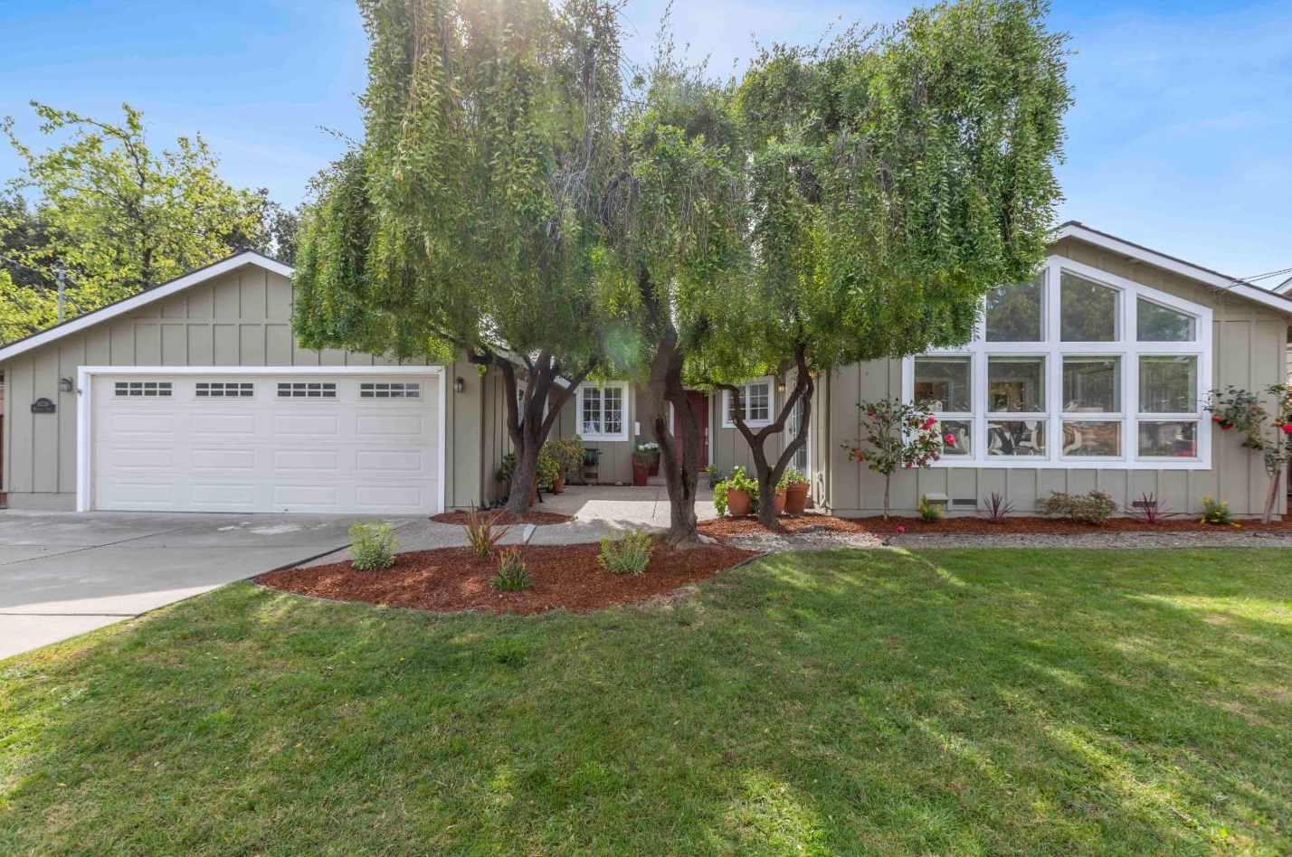 16236 Roseleaf Ln, Los Gatos, CA 95032