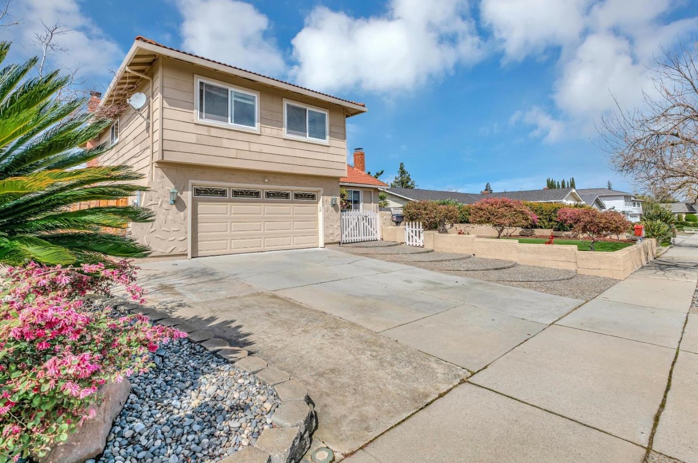 6181 Calle Del Conejo, San Jose, CA 95120-4404
