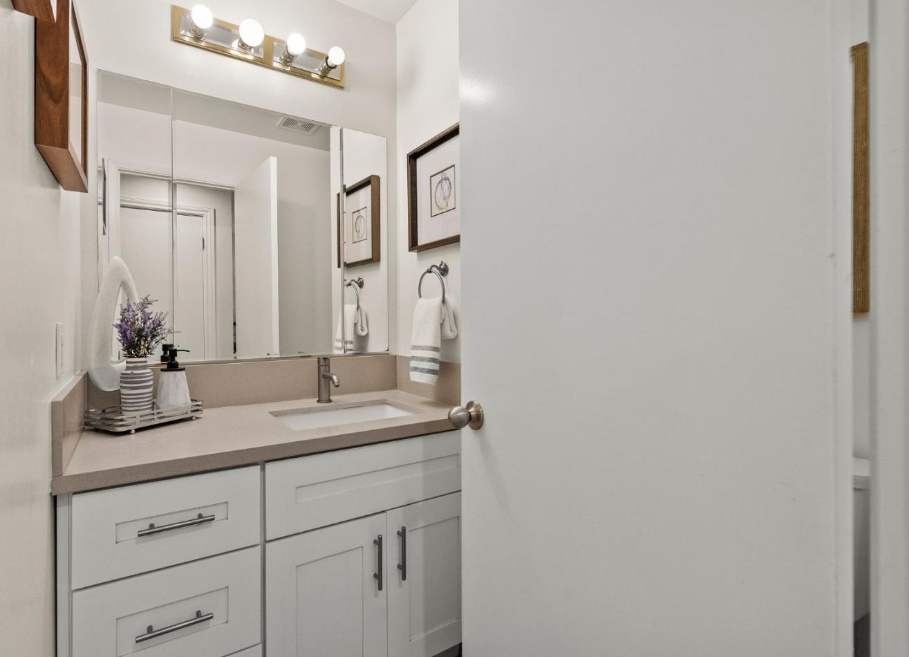 10047 Spanish Oak Ct, Cupertino CA  exterior