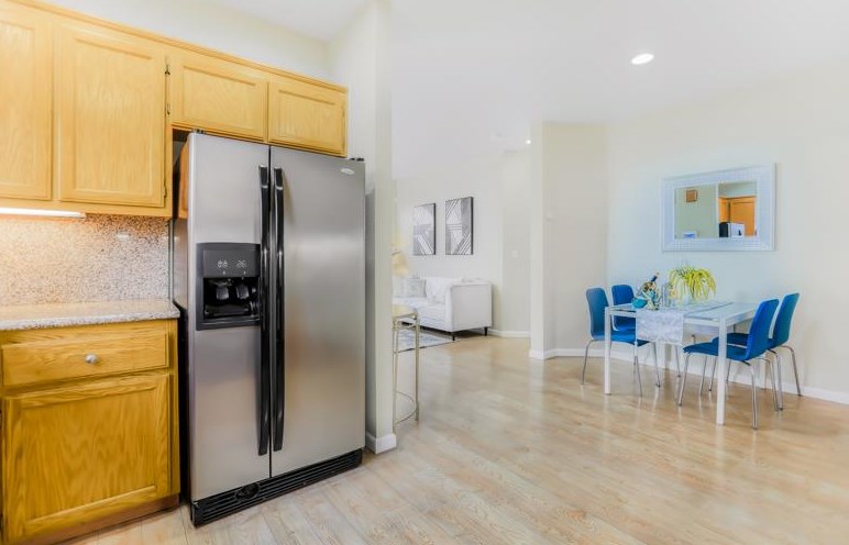 15358 Snowy Plover Ct, San Leandro CA  94579-2758 exterior