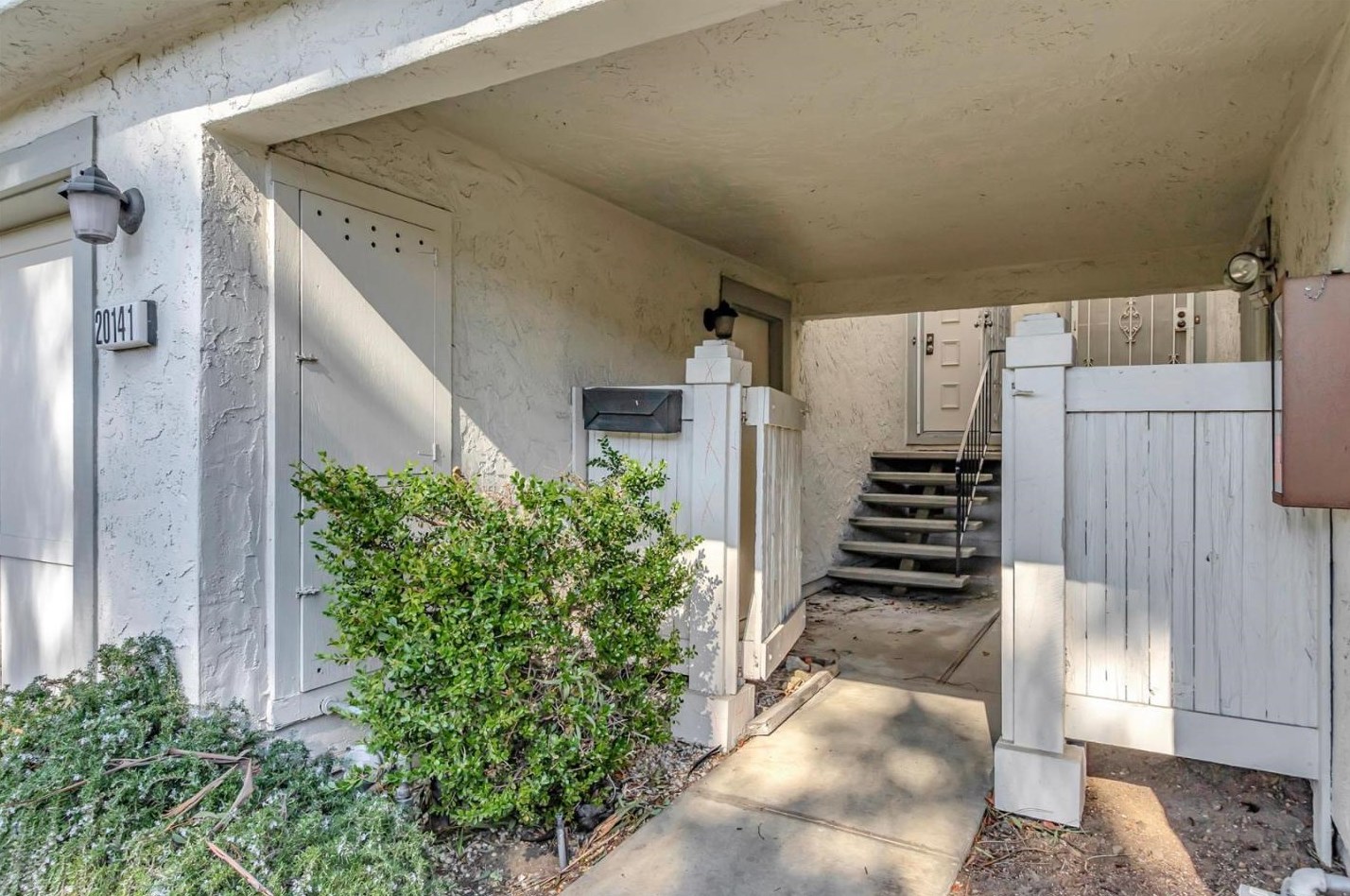 20141 Northwood Dr, Cupertino, CA 95014