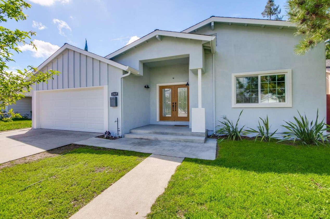 1317 Dryden Dr, San Jose, CA 95131-2719