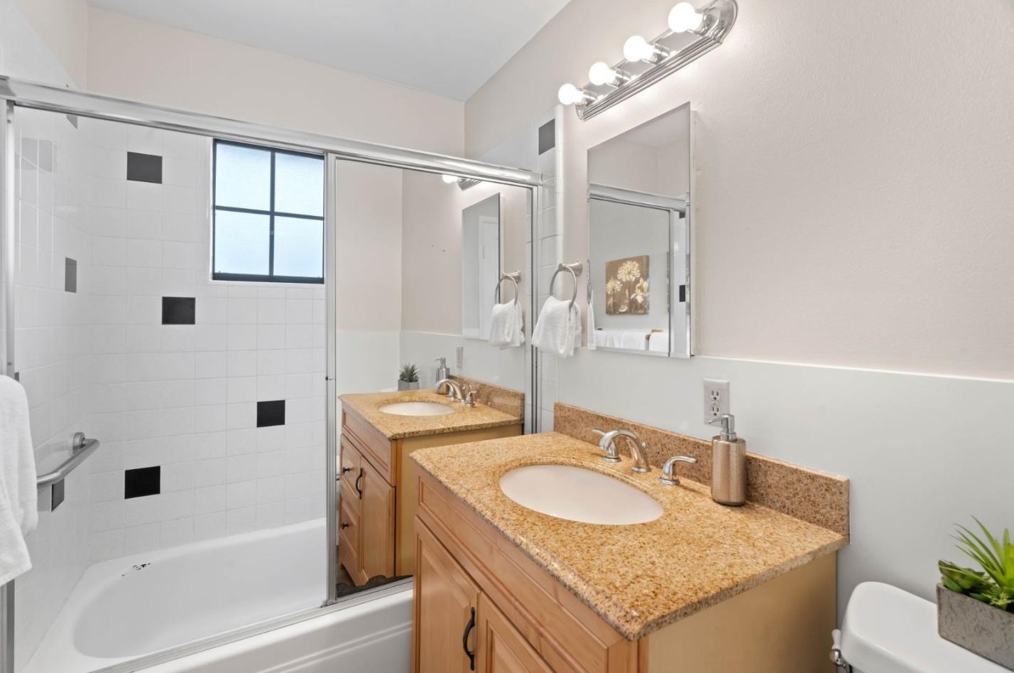 1980 Alford Ave, Los Altos CA  94024-6902 exterior