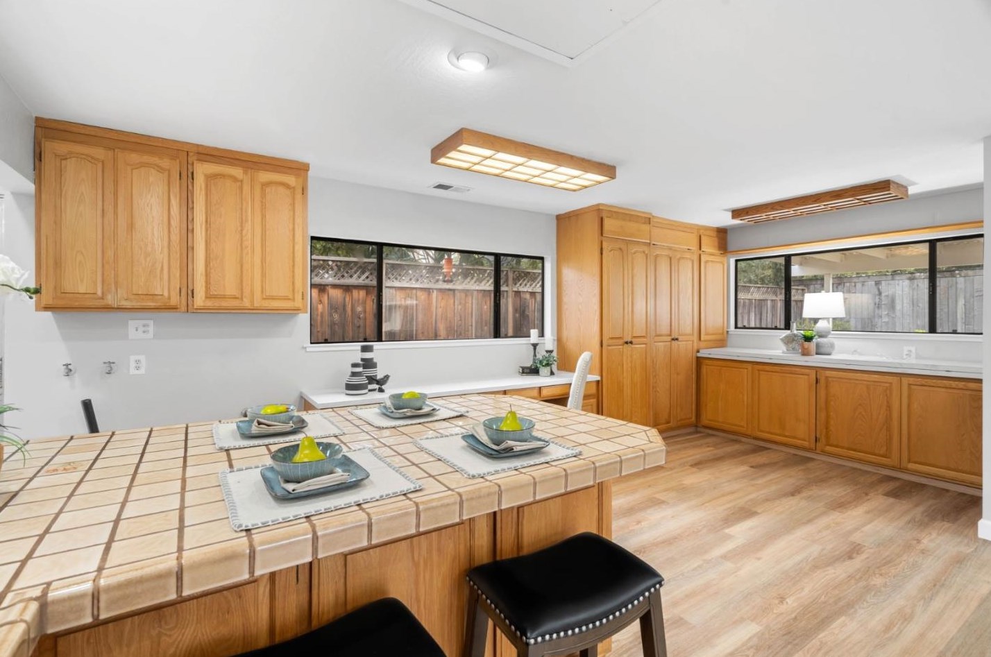 1980 Alford Ave, Los Altos CA  94024-6902 exterior