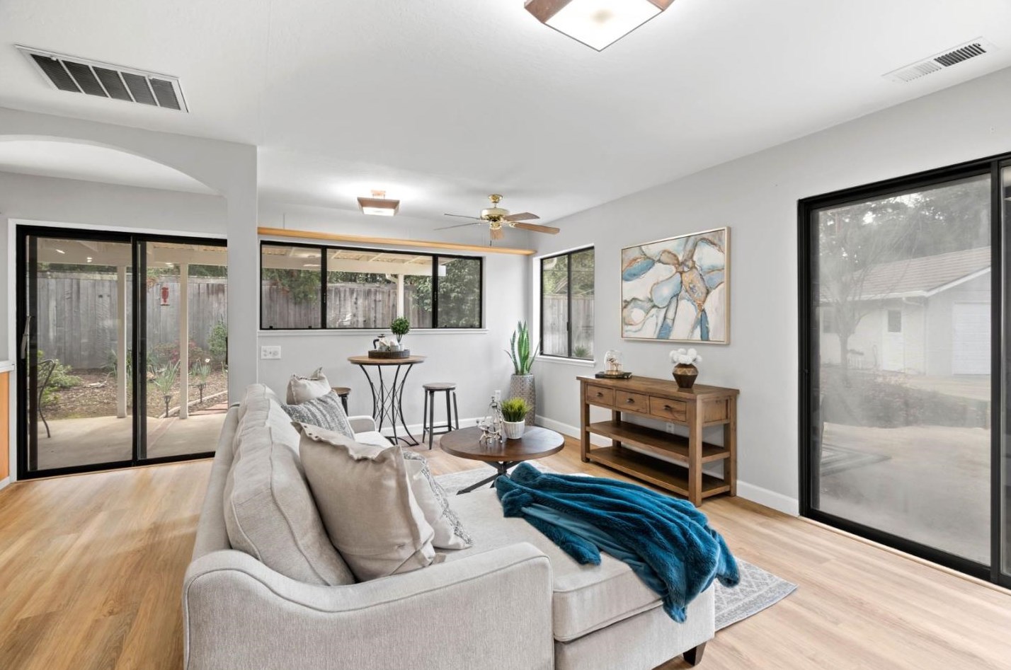 1980 Alford Ave, Los Altos CA  94024-6902 exterior