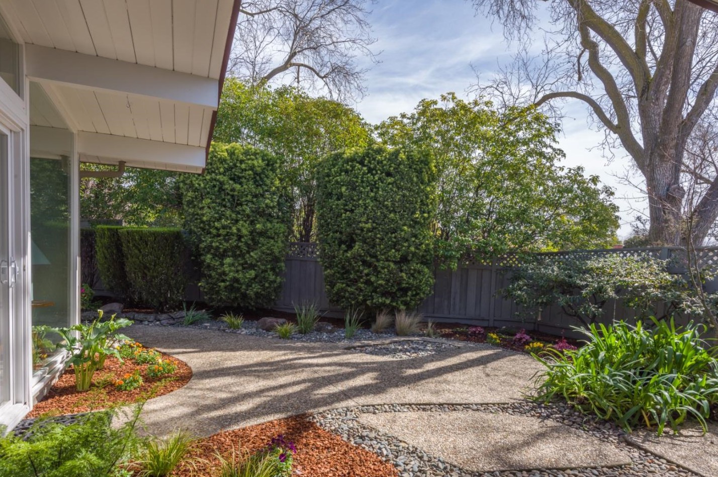 3896 Louis Rd, Palo Alto, CA 94303