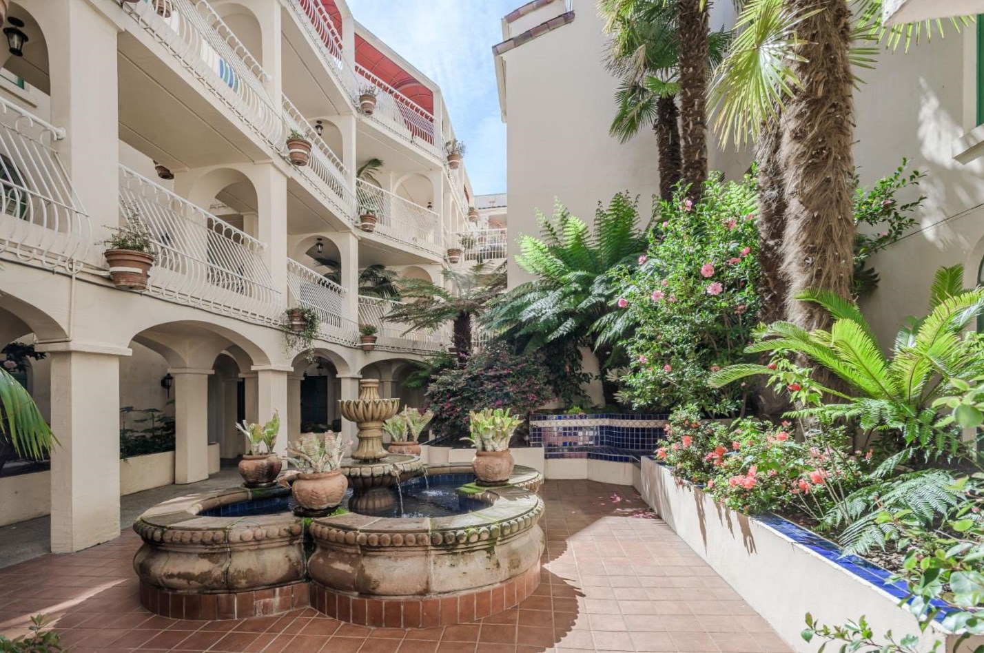 111 W 3rd Ave 403, San Mateo, CA 94402