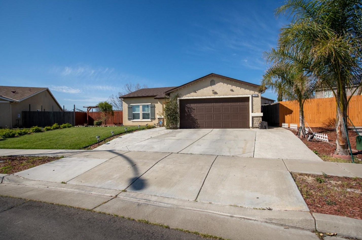 1501 La Purisma St, Los Banos, CA 93635