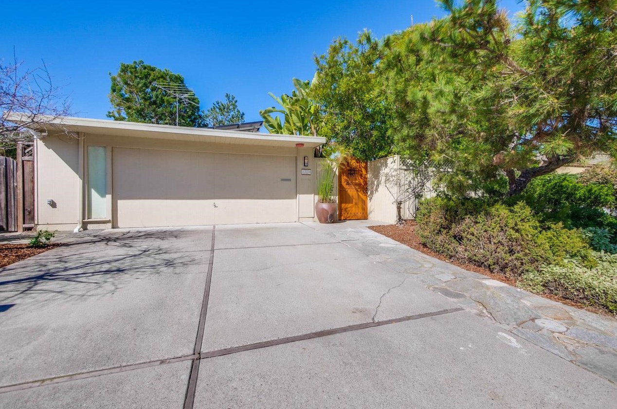 1224 Miramonte Ave, Mountain View, CA 94040-2943