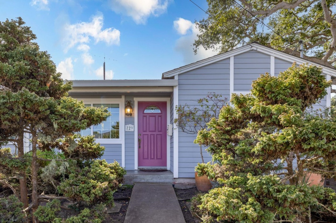 729 2nd St, Del Monte Park, CA 93950