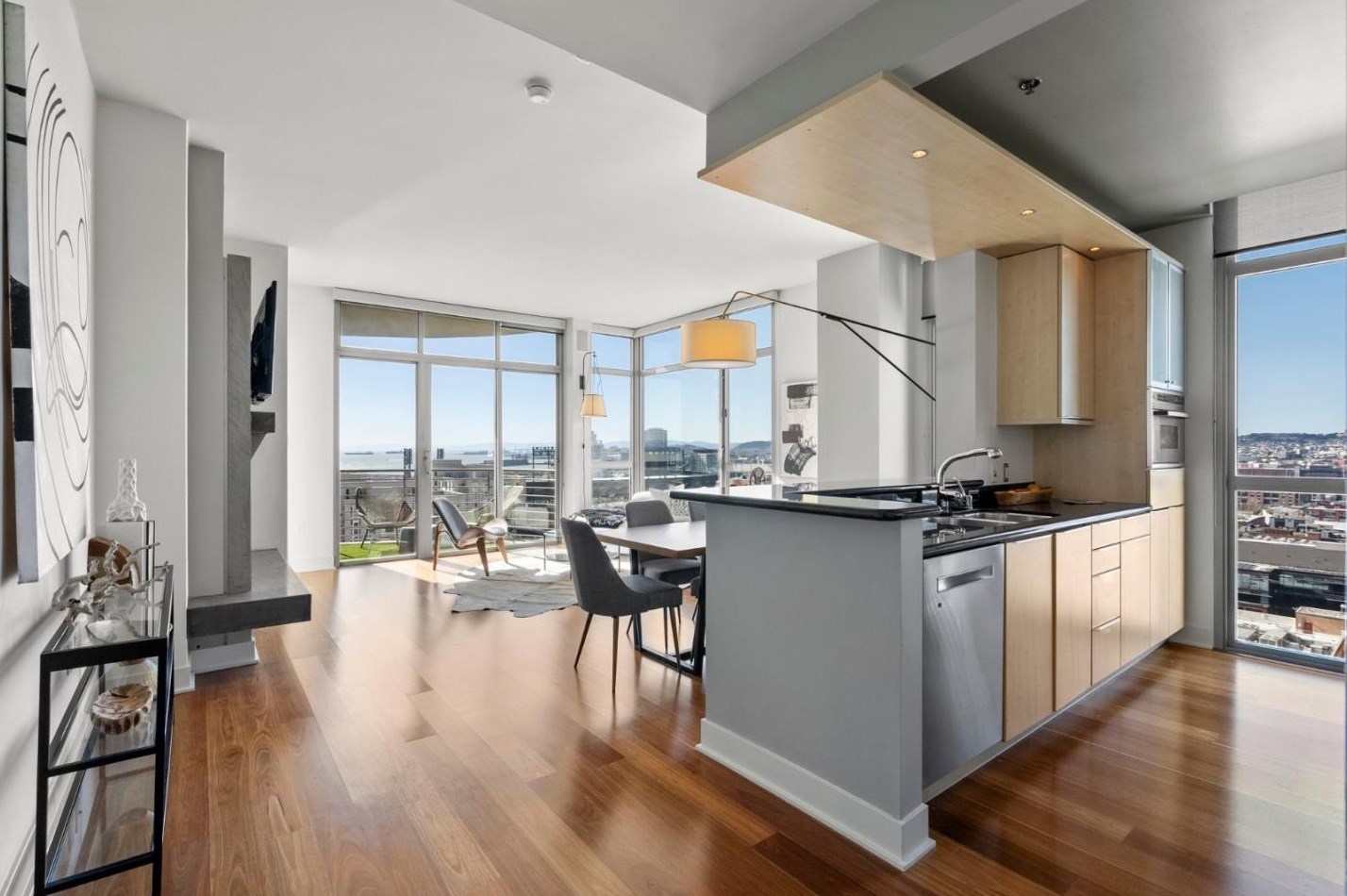 239 Brannan St 18e, San Francisco, CA 94107