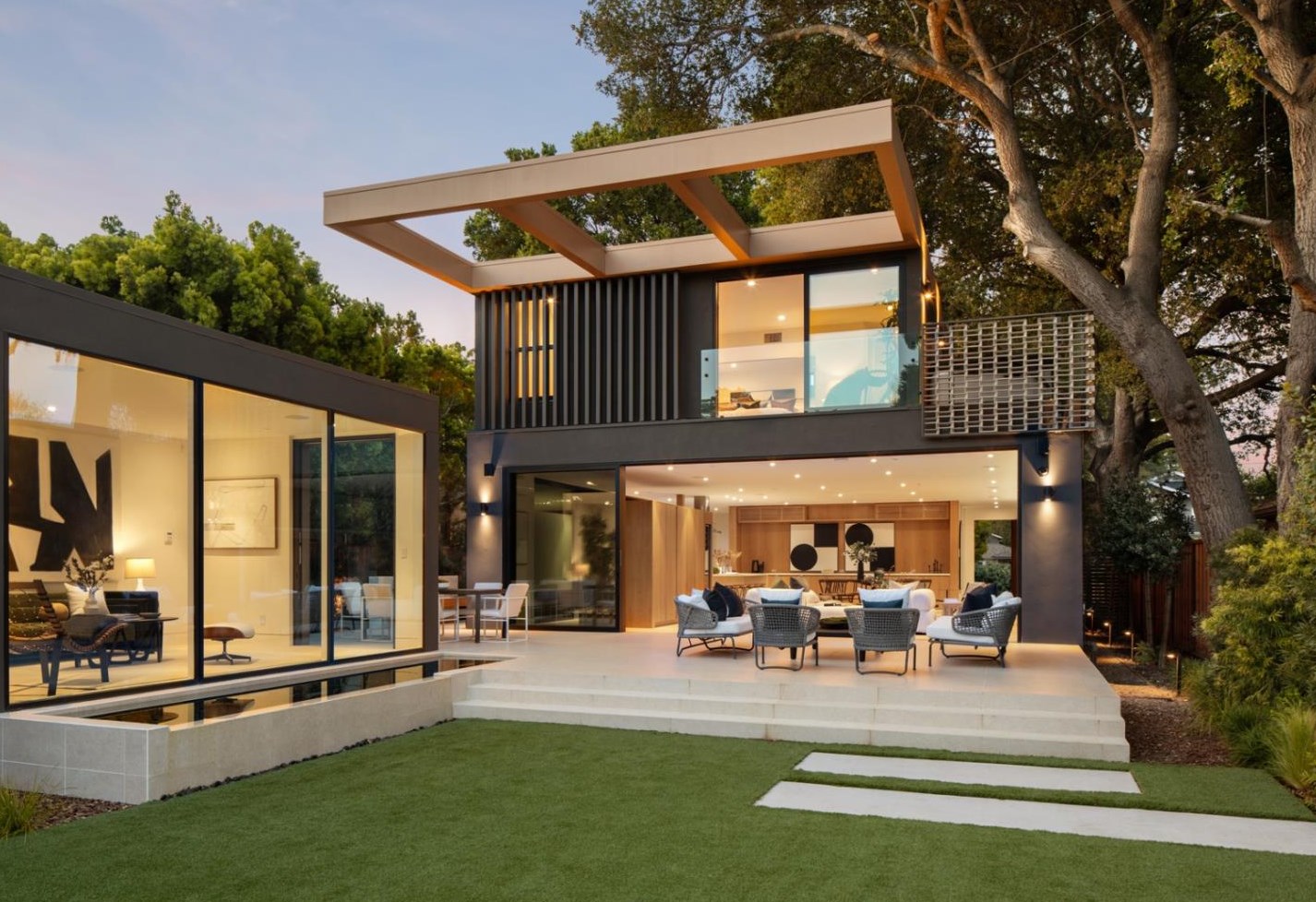 1144 Forest Ave, Palo Alto CA  94301-3032 exterior