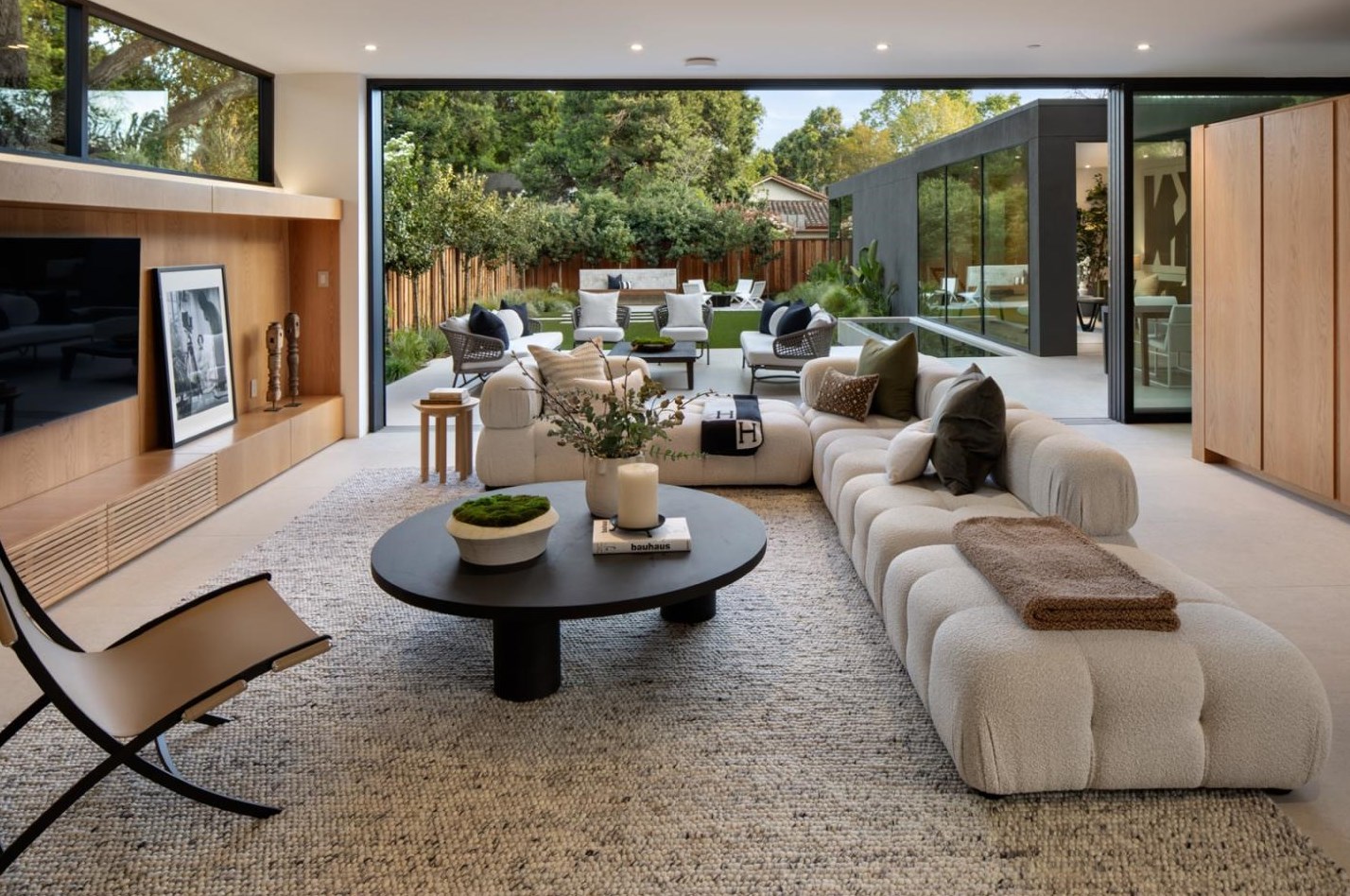 1144 Forest Ave, Palo Alto CA  94301-3032 exterior