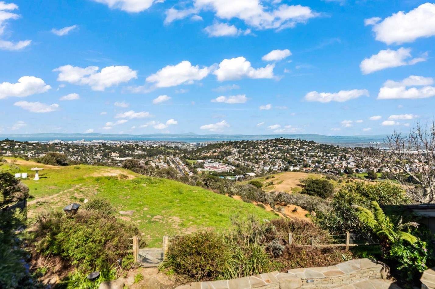 2527 Hastings Dr, Belmont, CA 94002