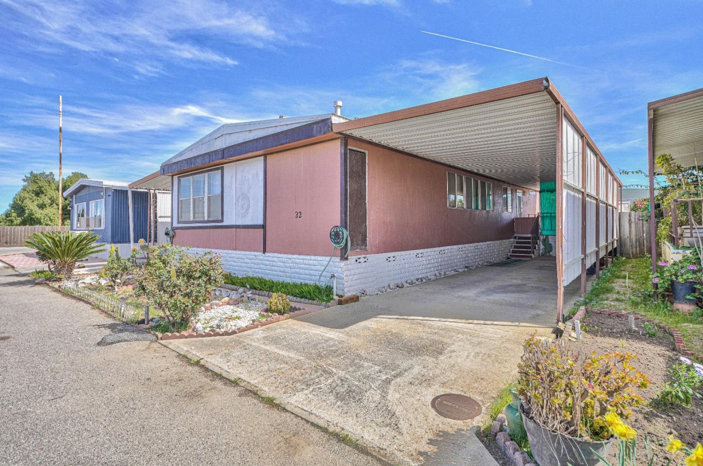 142 4th St 32, Greenfield, CA 93927
