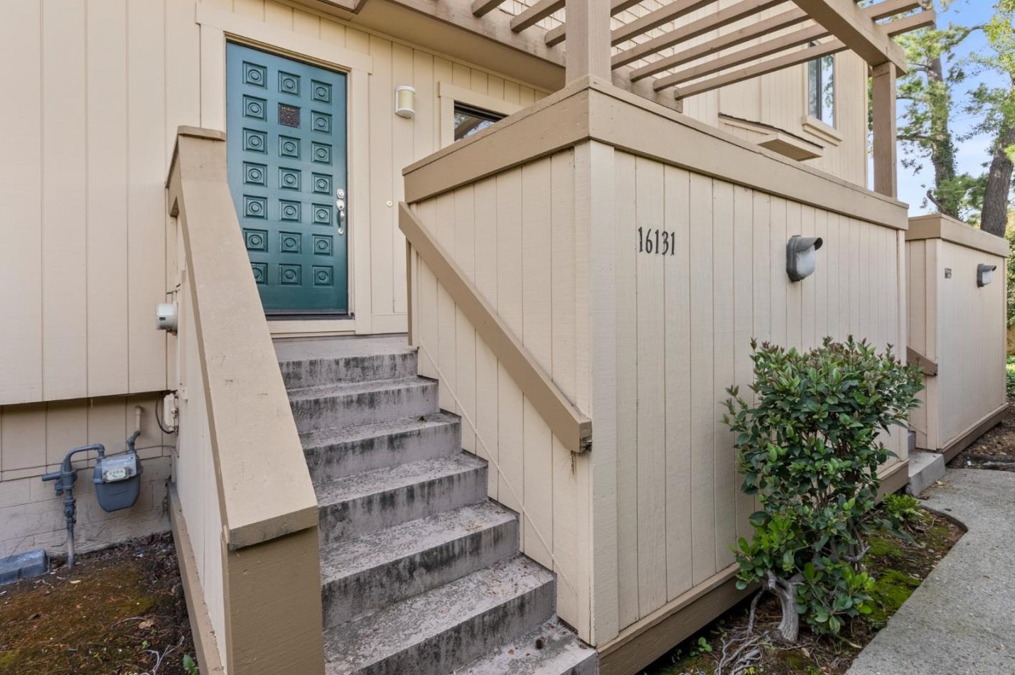 16131 Loretta Ln, Los Gatos, CA 95032