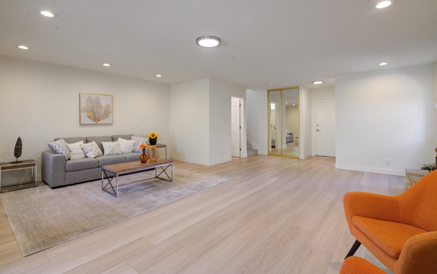 945 Erica Dr, Sunnyvale CA  94086-8212 exterior