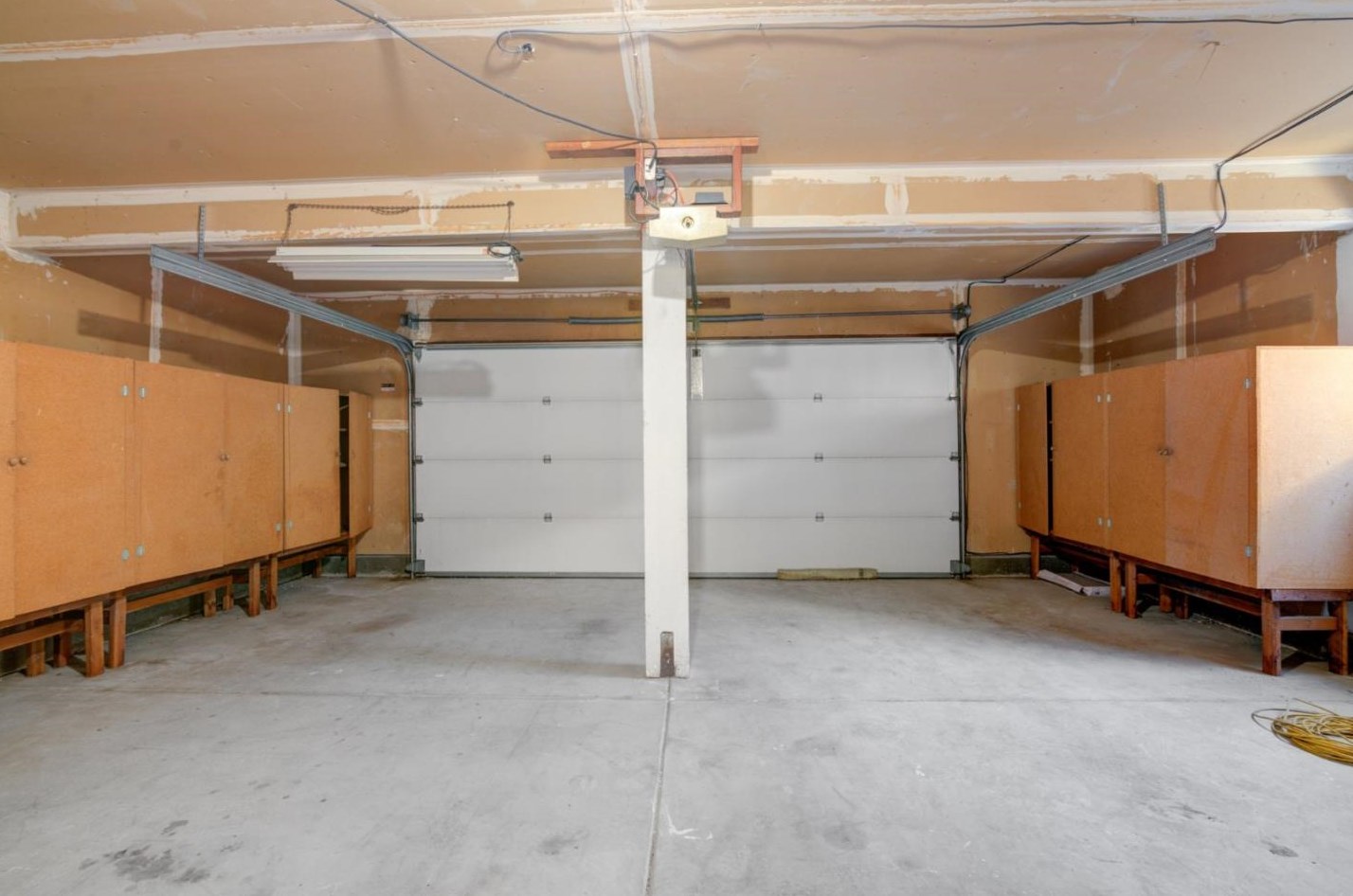 945 Erica Dr, Sunnyvale CA  94086-8212 exterior