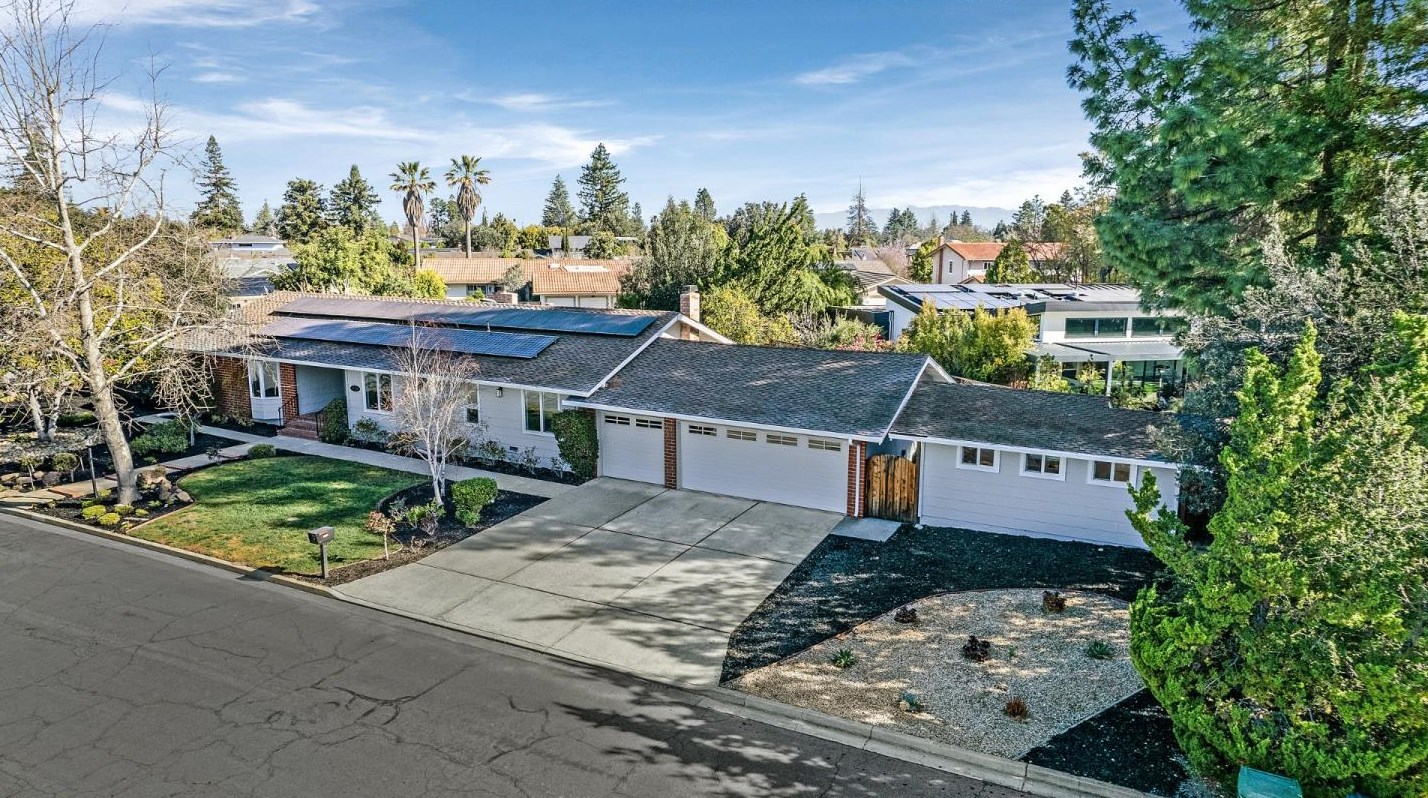 19735 Solana Dr, Saratoga, CA 95070-3943