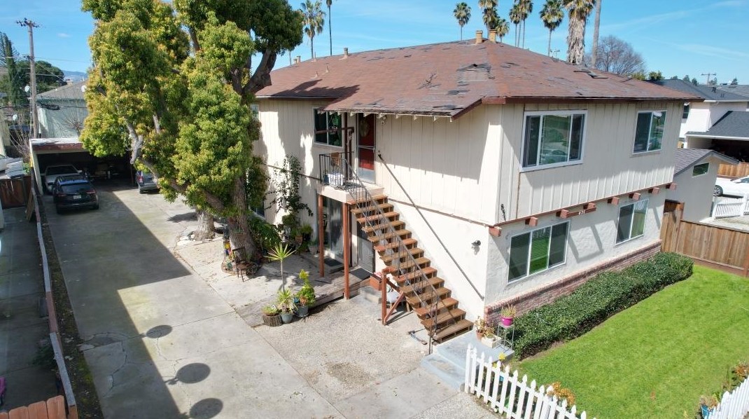 831 Opal Dr, San Jose, CA 95117