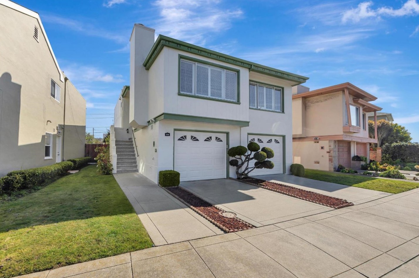 174 Clearfield Dr, San Francisco, CA 94132-1252