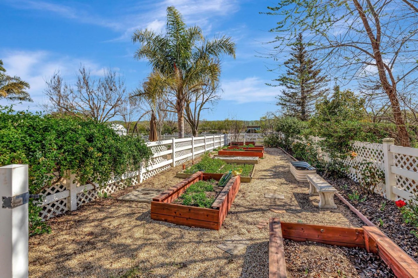 6355 Dunnville Way, Hollister CA  95023-9233 exterior