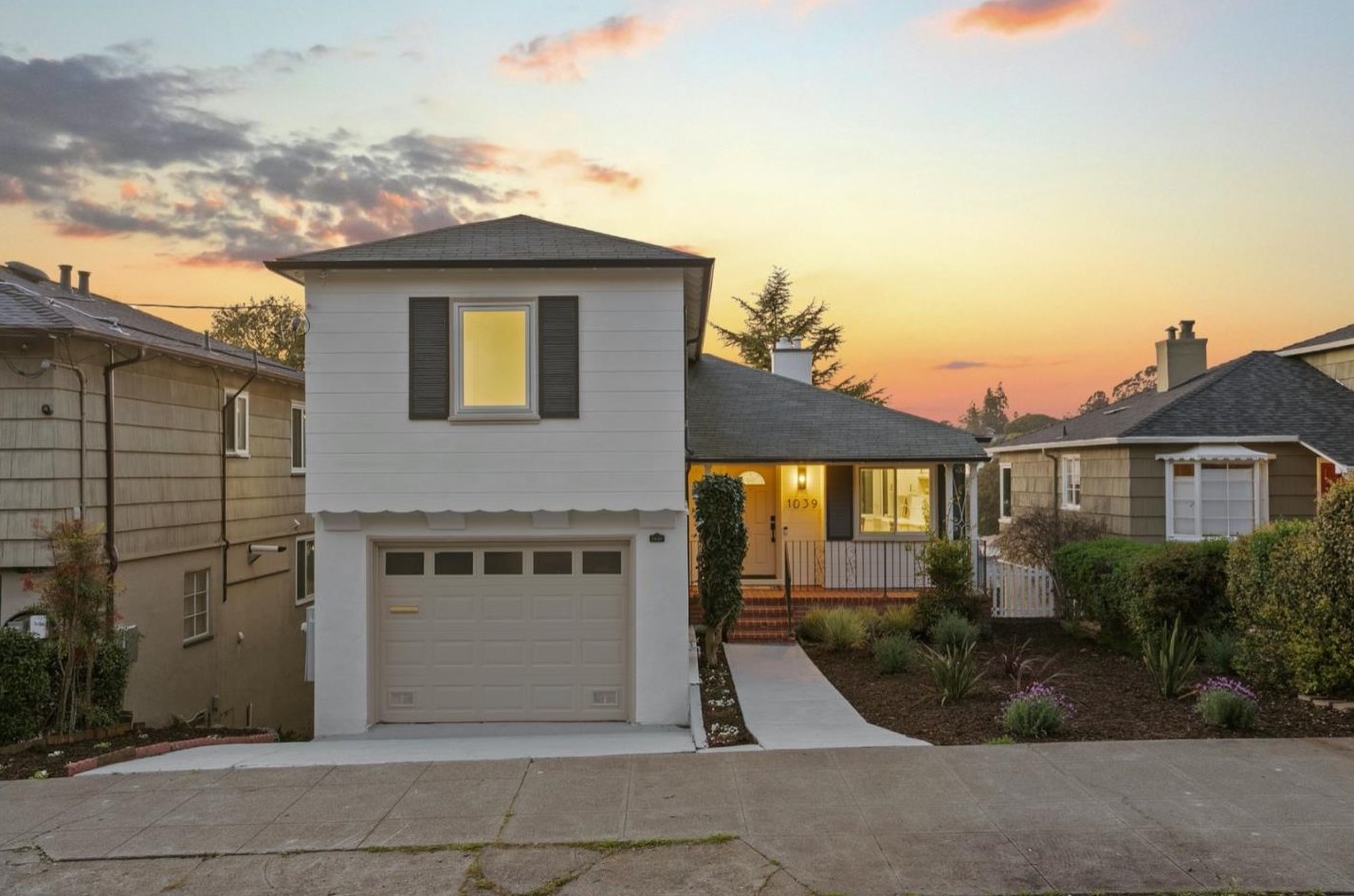 1039 Rose Ave, Oakland, CA 94611