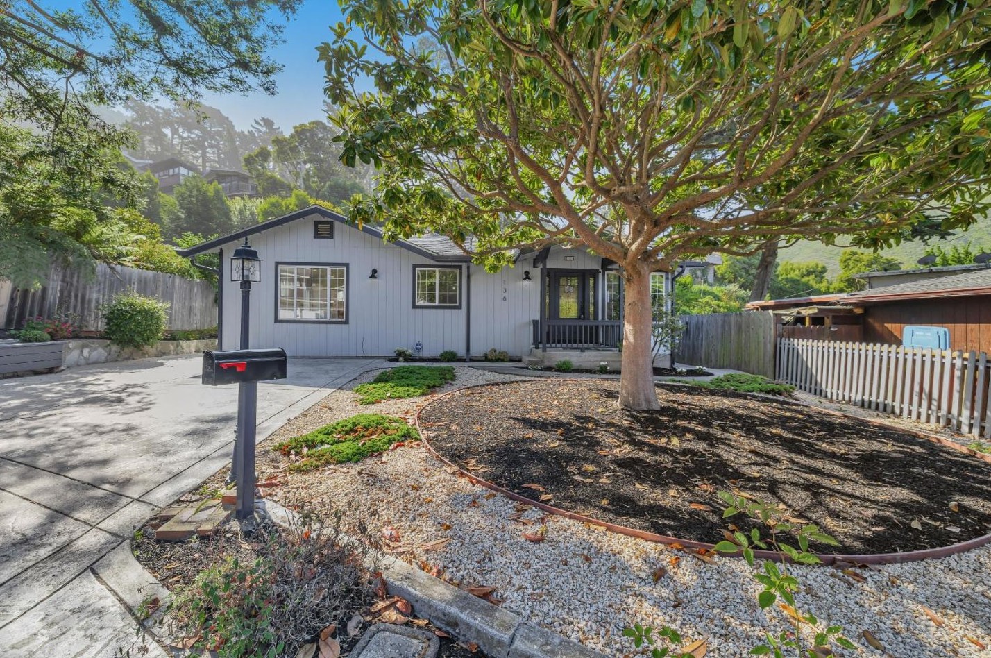 136 Amapola Ave, Pacifica, CA 94044