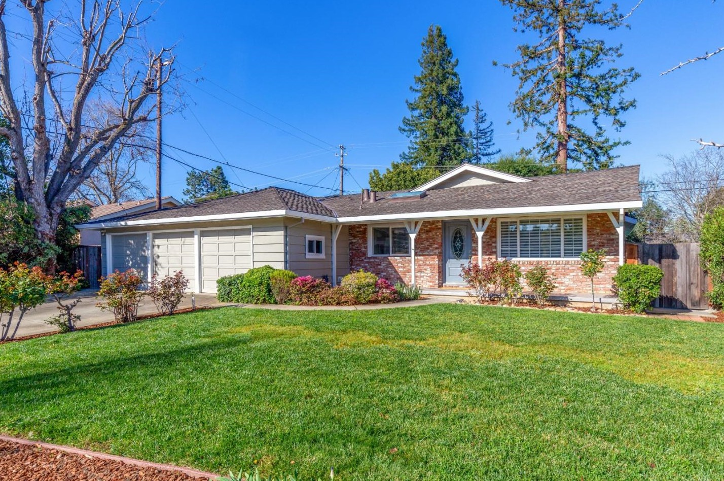 1504 Marlbarough Ave, Los Altos, CA 94024